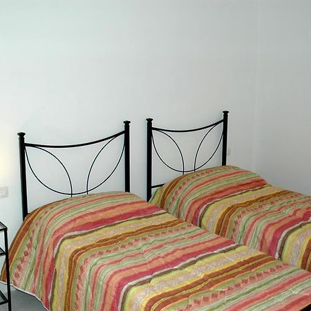 Holiday Homes Stella Marina San Teodoro  Cameră foto