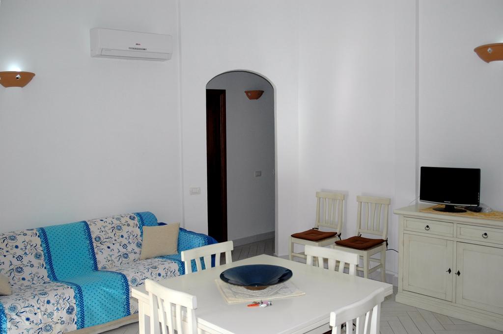Holiday Homes Stella Marina San Teodoro  Cameră foto
